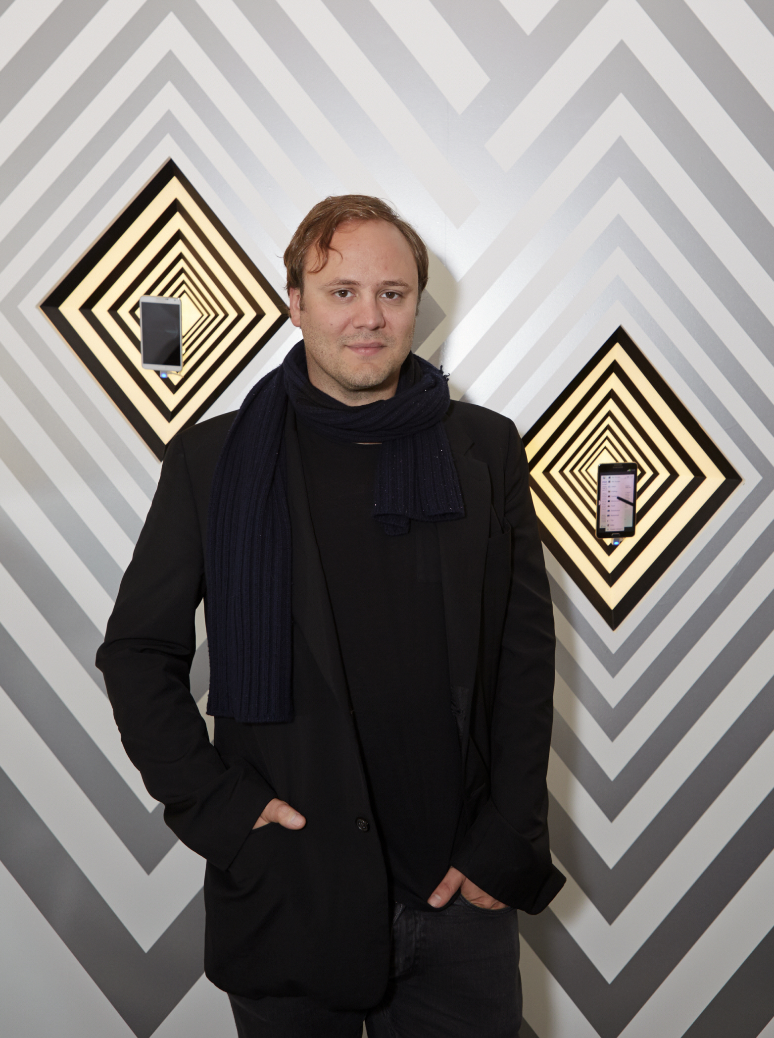 Samsung and Designer Nicholas Kirkwood Unveil Exclusive Galaxy Note 3 Accessories at London Fashion Week