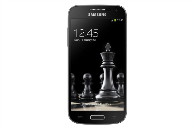 Samsung Unveils New Black Edition Galaxy S4 and Galaxy S4 mini
