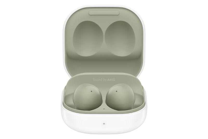 006_galaxybuds2_olive_case_front_open_combination.jpg