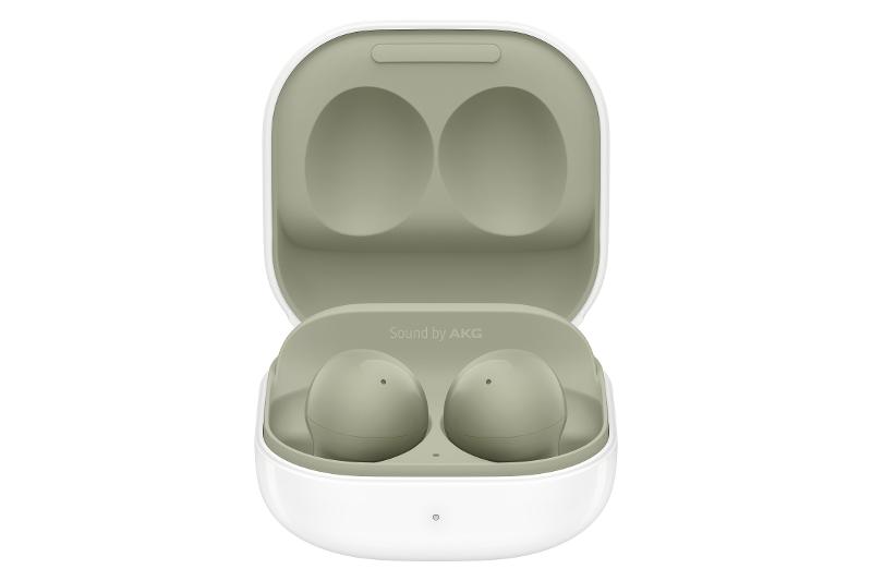 006_galaxybuds2_olive_case_front_open_combination.jpg