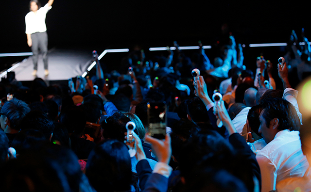 [Photo] Samsung Lights Up the World at the Galaxy S8 Unpacked Event