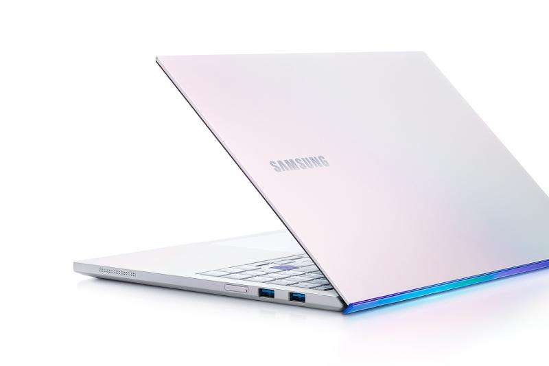 003_galaxybook_ion_key_visual_c.jpg