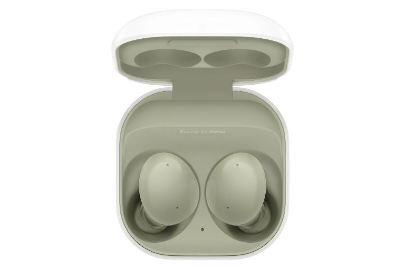 005_galaxybuds2_olive_case_top_combination.jpg