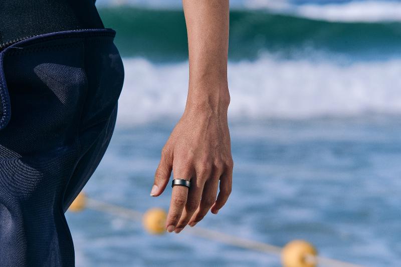 021-lifestyle-galaxy-ring-titaniumblack-triathlon.jpg