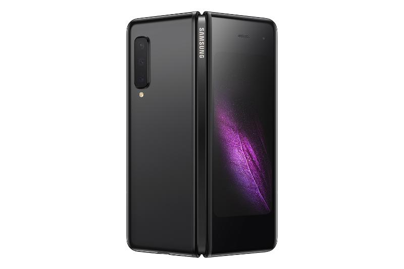 002_galaxy_fold_product_image_black_back115-1.jpg