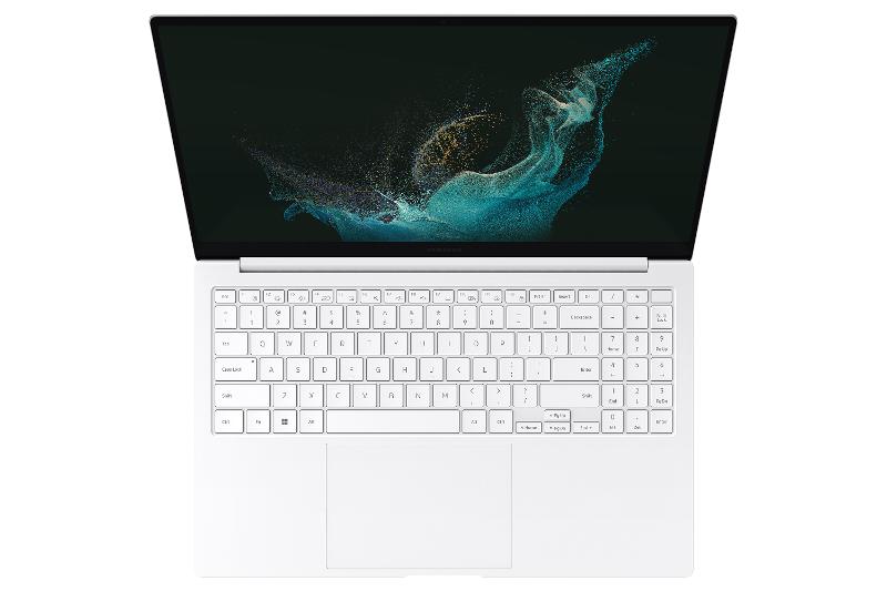057_galaxy_book2_pro_15_wifi_us_silver_top_wideopen.jpg