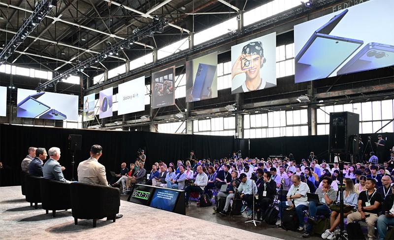 010-Galaxy-Unpacked-2025-From-AI-to-Actionable-Care-Industry-Leaders-Chart-the-Future-of-Mobile-Innovation-at-Galaxy-Tech-Forum-Newbody.jpg