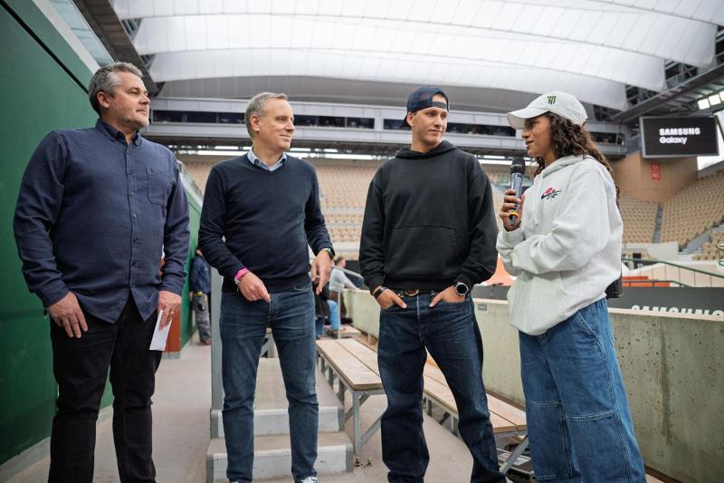 001-Samsung-and-Street-League-Skateboarding-Expand-Partnership-To-Support-Global-Skateboarding-Community-Newsbody.jpg