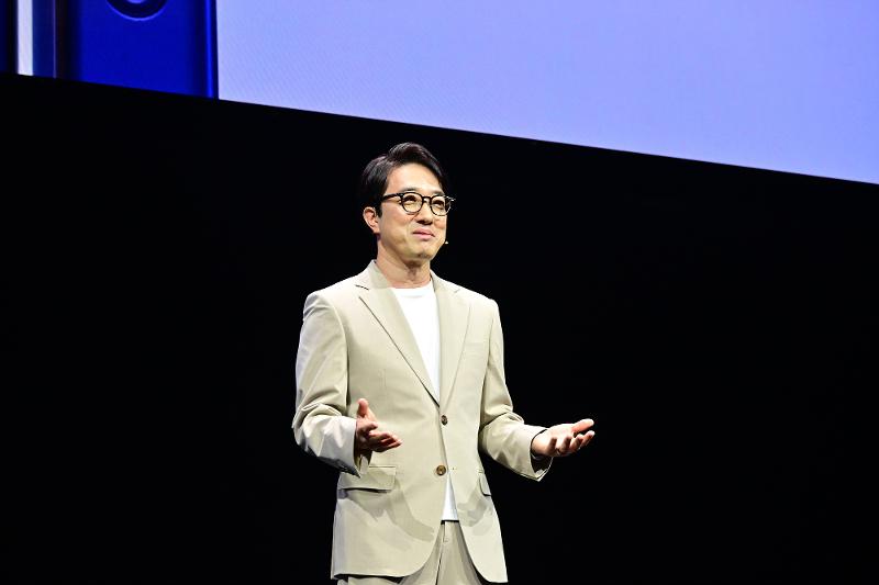 006-event-galaxy-unpacked-2025.jpg