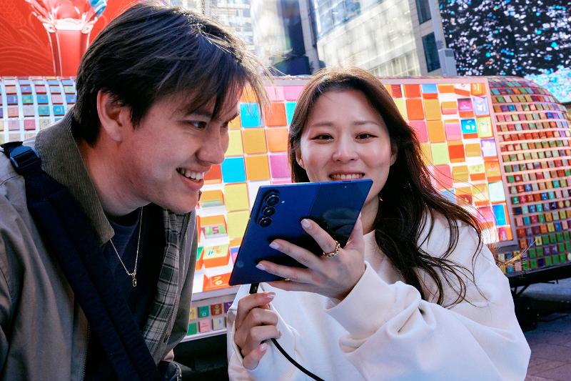 008-Galaxy-AI-Meets-Hangeul-Samsung-Hosts-a-Traveling-Hangeul-Art-Experience-Across-Leading-US-Universities-Newsbody.jpg