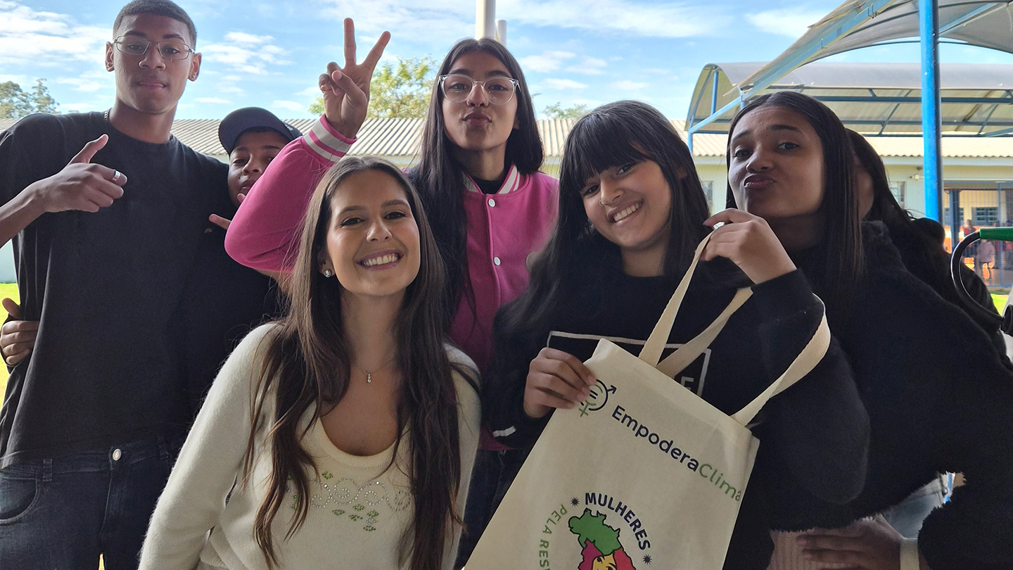 Cuerpo de noticias para Meet the Generation17 Jóvenes líderes: la historia de Renata Koch Alvarenga