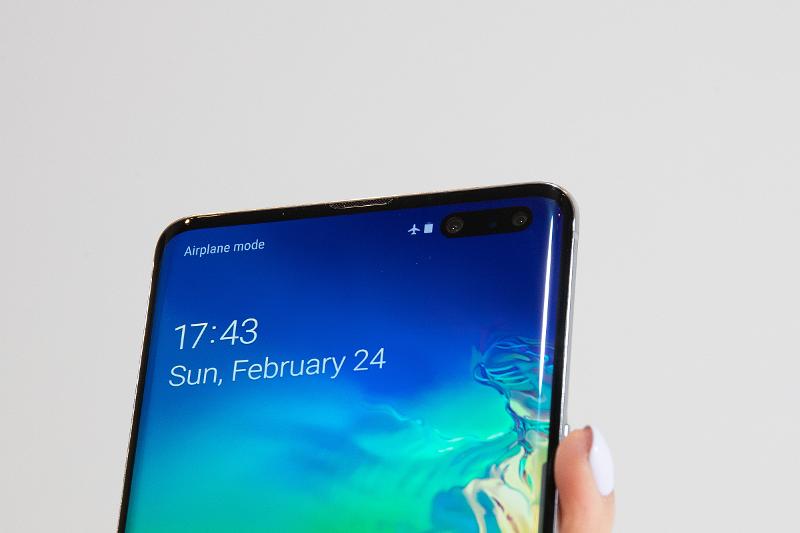 1-6.-Galaxy-S10-5G-design-2.jpg