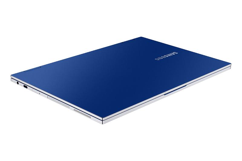 014_galaxybook_flex_13_product_images_l_perspective_blue-1.jpg