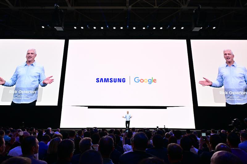 007-event-galaxy-unpacked-2025.jpg