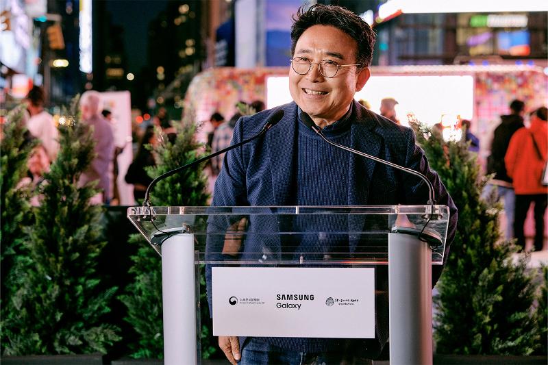007-Galaxy-AI-Meets-Hangeul-Samsung-Hosts-a-Traveling-Hangeul-Art-Experience-Across-Leading-US-Universities-Newsbody.jpg