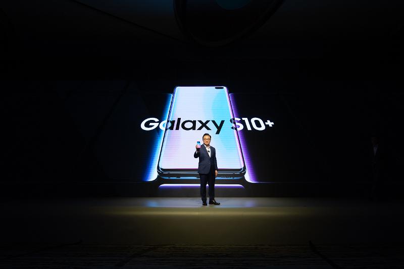 Galaxy_S10_India_launch_event_03-2.jpg