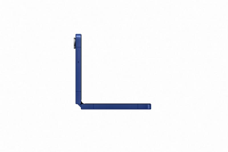 010-galaxy-zflip7-blueshadow-sidetabletopl30.jpg