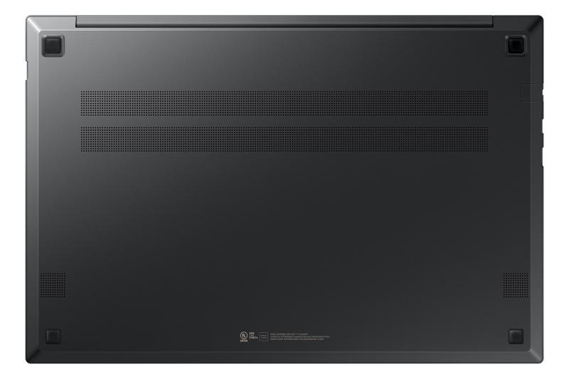 009_samsungnotebook_plus_bottom_black.jpg