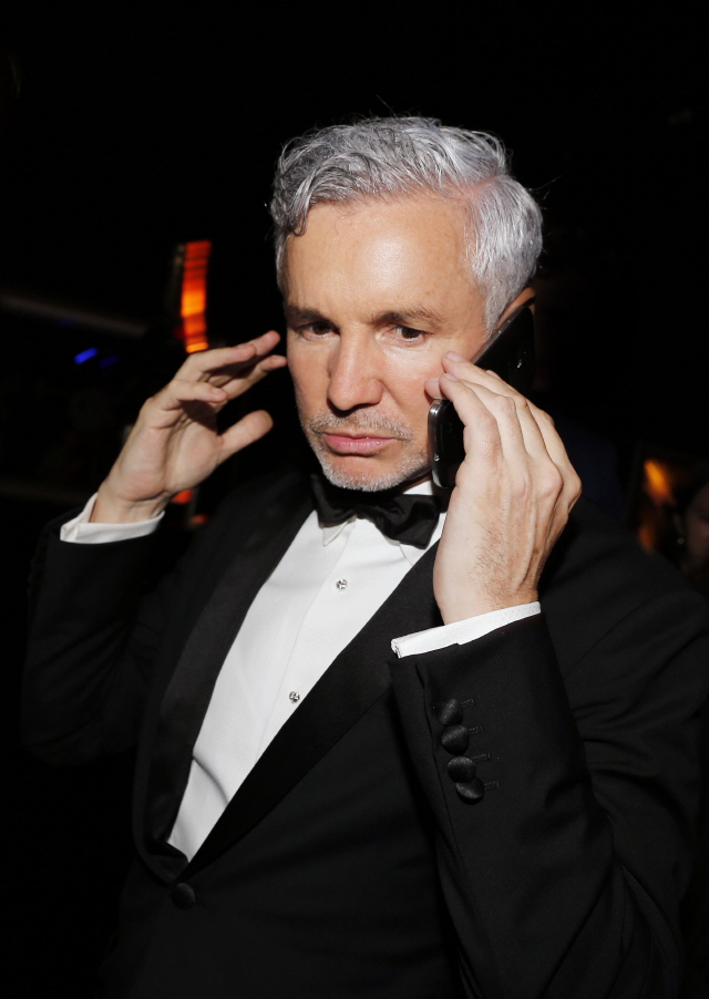 Samsung Mobile and Filmmaker Baz Luhrmann Partner to Inspire Passion Through Innovation and Technology