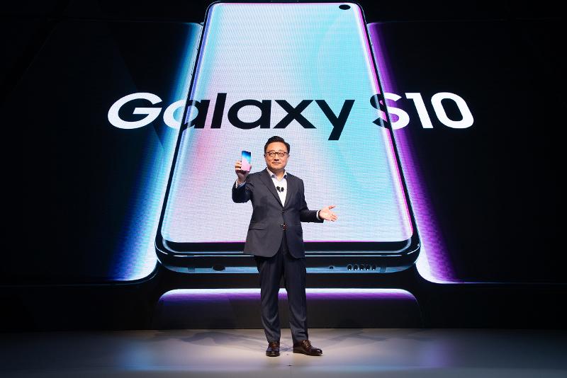 Galaxy_S10_India_launch_event_01-2.jpg