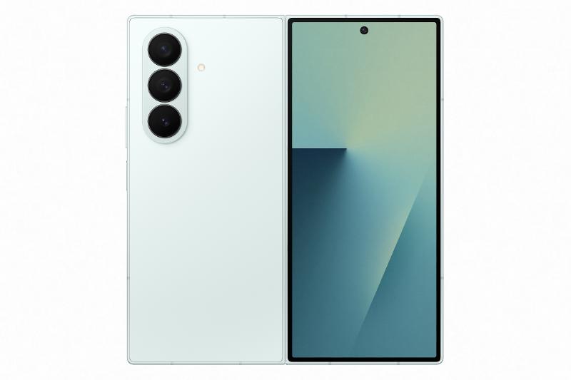 032-galaxy-zfold7-mint-openback.jpg