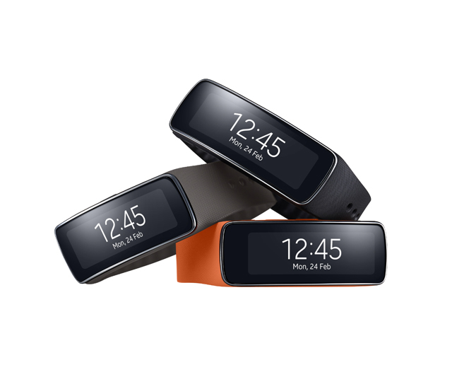 Samsung Gear Fit Steals the Show at Mobile World Congress 2014 by Receiving the best mobile device in show award