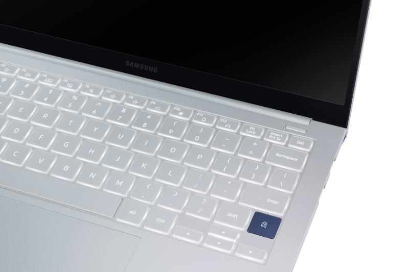 008_galaxybook_ion_13_product_images_detail_silver-1.jpg