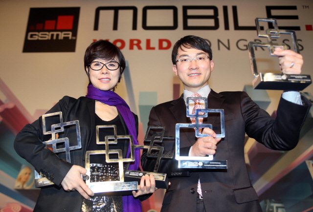 Samsung Recognised with Major GSMA Awards at Mobile World Congress 2013