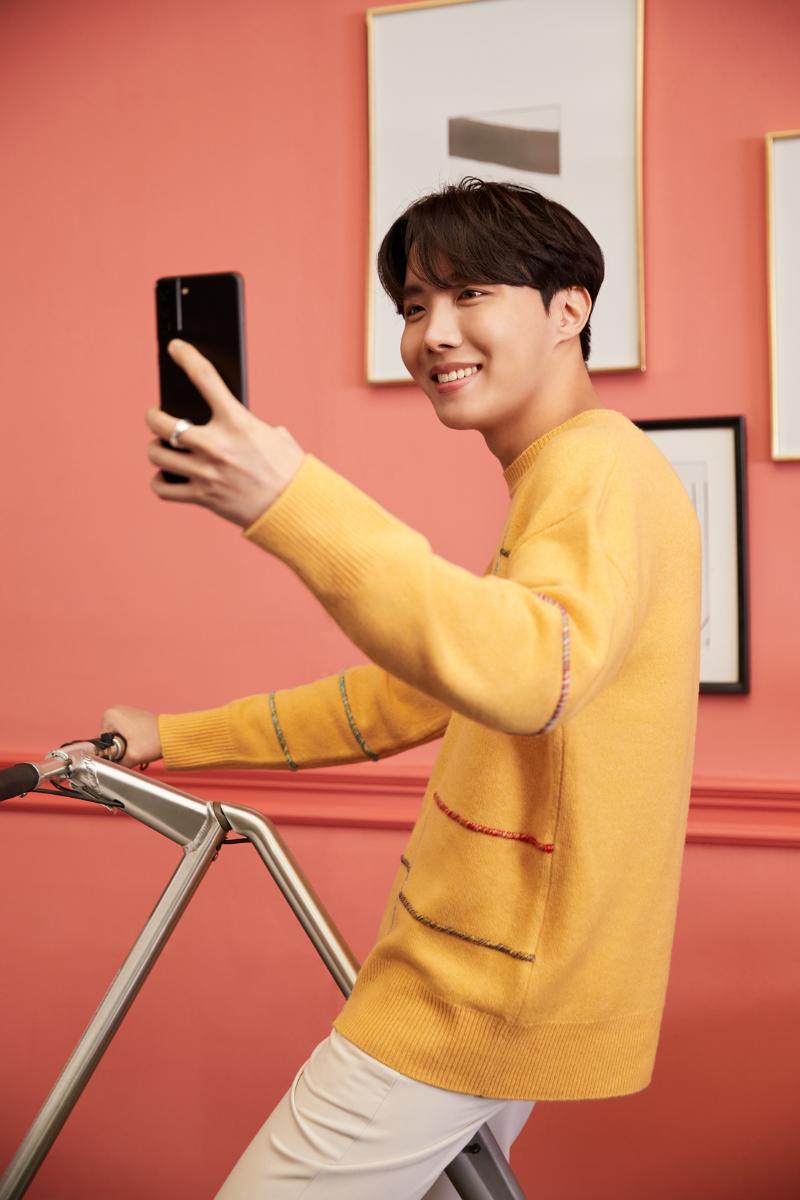 003_gxb_bts_two_j-hope-1.jpg