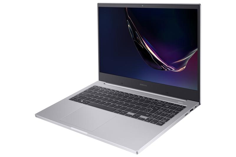 004_samsungnotebook_plus_r_perspective_platinum_titan.jpg