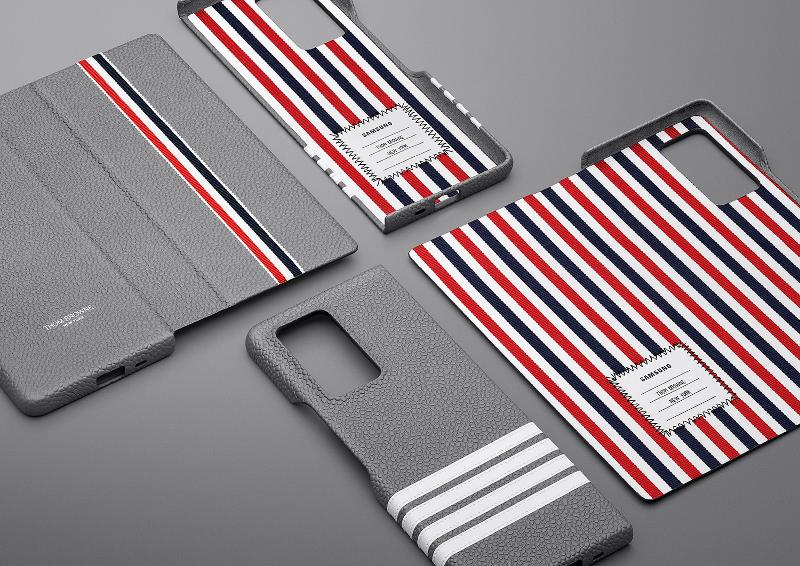 016_galaxyzfold2_thom_browne_edition_phone_cover_2p-3.jpg