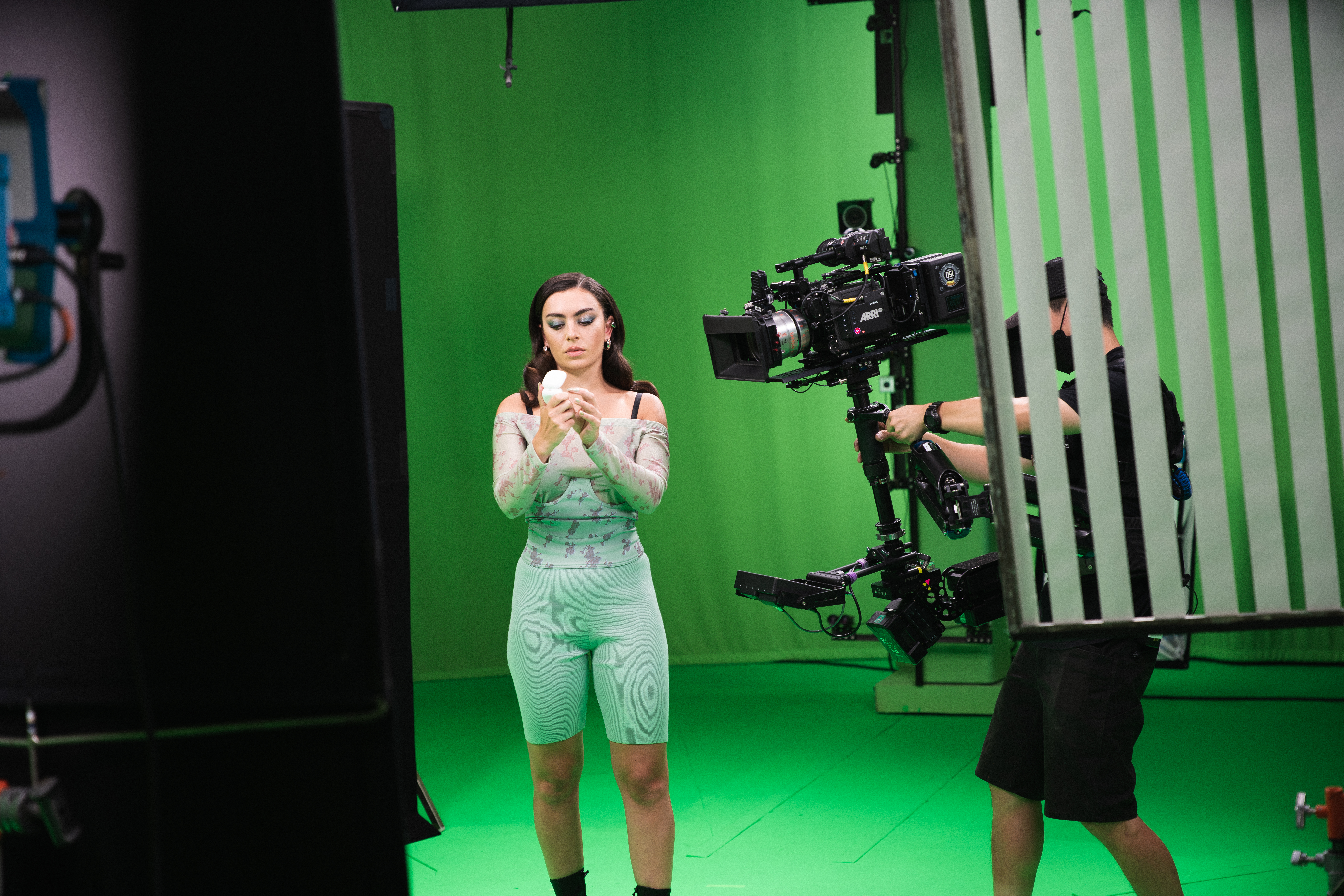 Galaxy Buds2 Employee Interview and Collaboration with Charli XCX