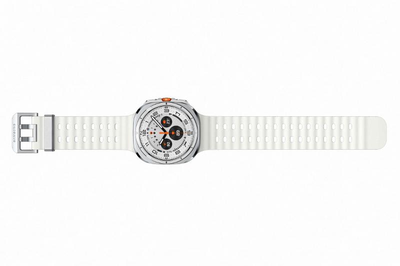 012-galaxy-watch-ultra-titaniumwhite-front-unfolded.jpg