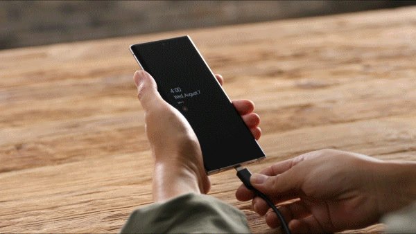 02_galaxy_note10_super_fast_charging-3.gif