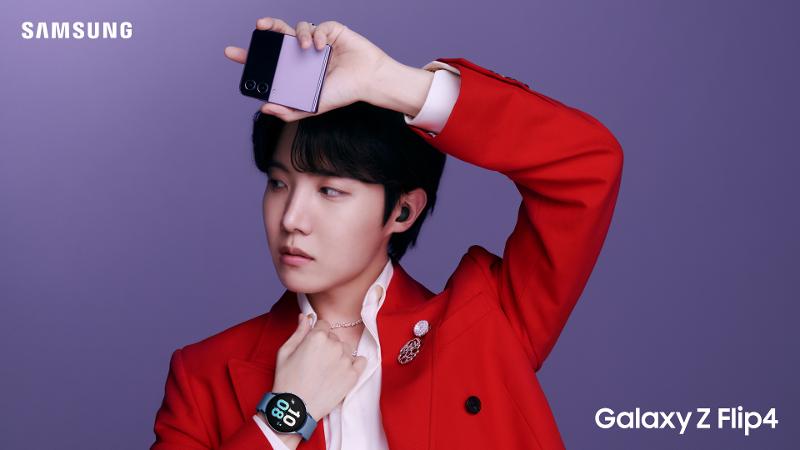 004_galaxy_x_bts_j_hope_z_flip4_wearable_16x9.jpg