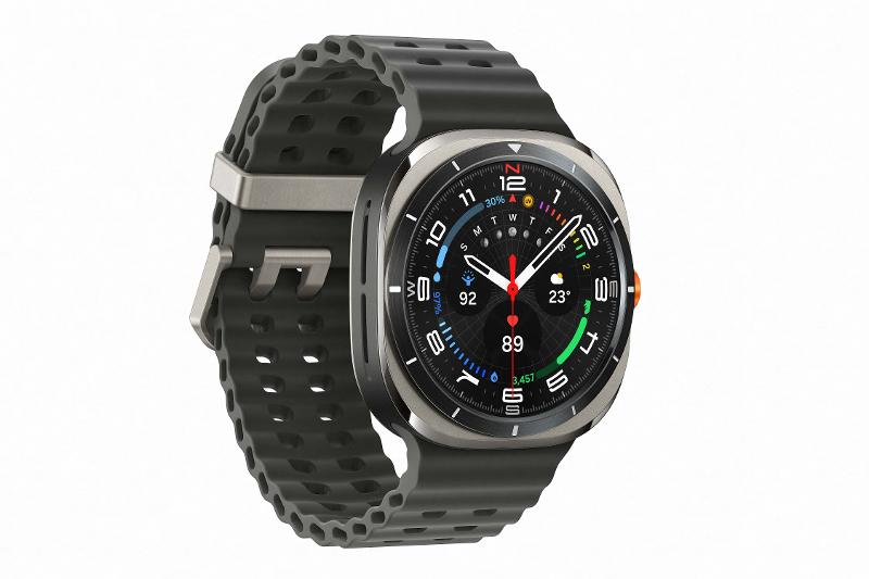 016-galaxy-watch-ultra-titaniumsilver-l-perspective.jpg